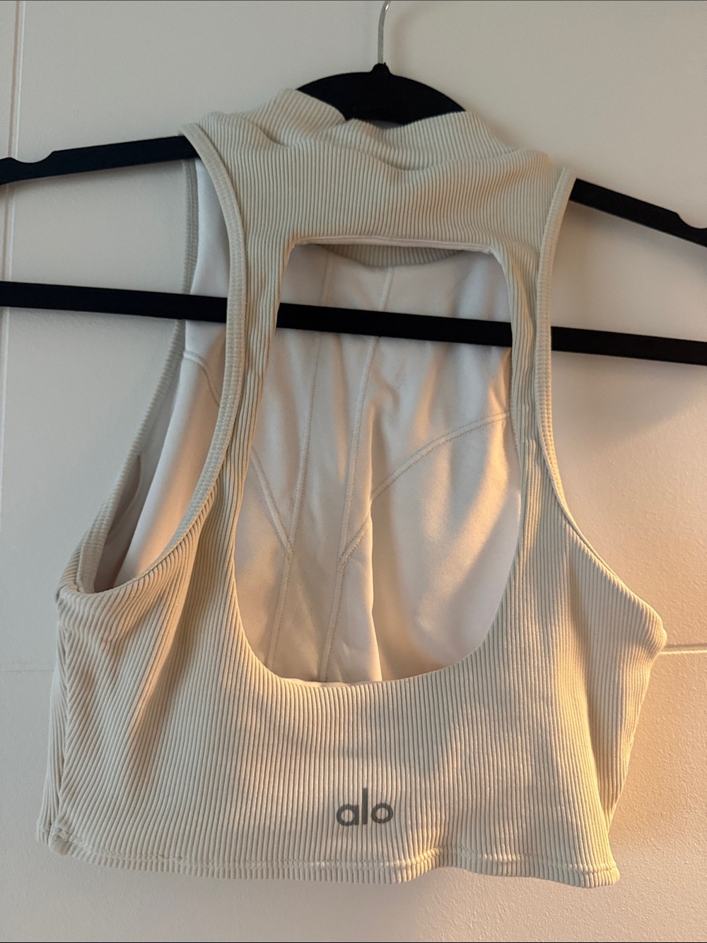 ALO Yoga Ribbed Racerback Sports Bra - Cream